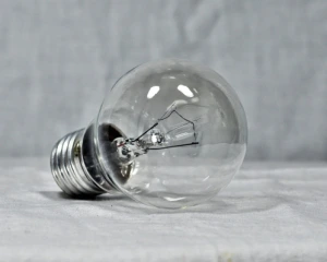 Понад 100 населених пунктів у 13 областях знеструмлені через обстріли та негоду