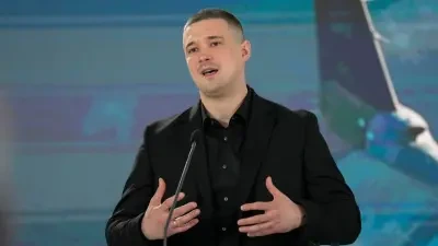 "За Федорова виходили люди, а він в цей час бронювався від служби в армії", - українці про своє ставлення до ексміністра оборони