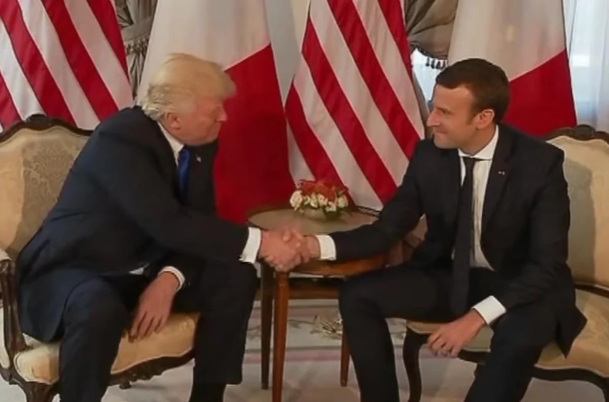 Макрон провів розмову з Трампом про війну в Україні: які теми обговорювали