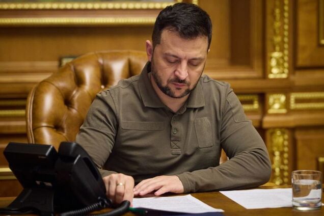 Зеленський підписав укази про синхронізацію українських санкцій із пакетами ЄС: кого вони стосуються