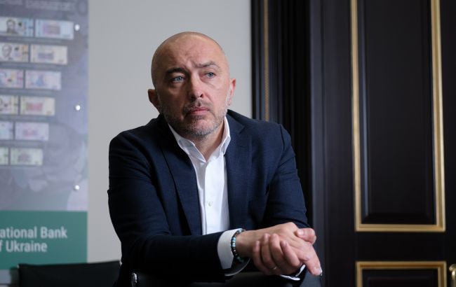 Багато розмов: НБУ чекає від “Укрпошти” пакет документів для створення банку
