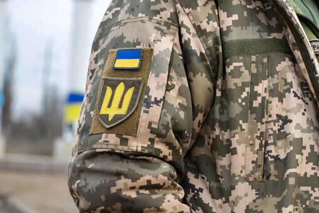 Зарплати військових з 1 грудня: скільки платитимуть