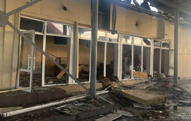 Удар РФ по пункту пропуску “Орлівка” на кордоні з Румунією: ДПСУ показала фото наслідків