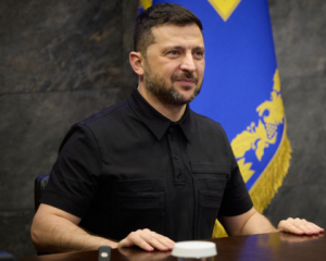 Зеленський оголосив про нову відзнаку для “Громад-рятівників”