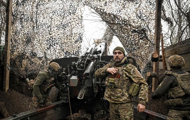 На фронті за добу – понад 100 ворожих атак: Генштаб показав карти боїв