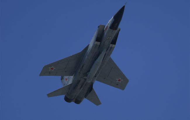 Росія підняла у небо МіГ-31К: є загроза пуску “Кинджалів”