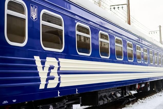 “Укрзалізниця” повідомила про затримку поїздів через атаки РФ: що потрібно знати пасажирам