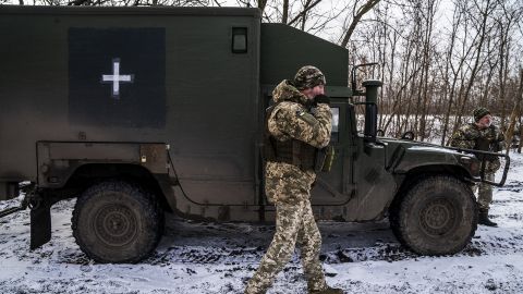 Волонтери потрапили під удар РФ під час евакуації на Херсонщині: є загиблий і поранені